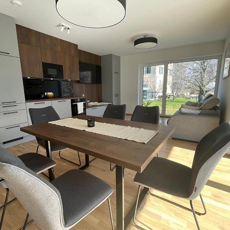 Luxury - Apartment Mit Balkon In Seenaehe 格蒙登 外观 照片