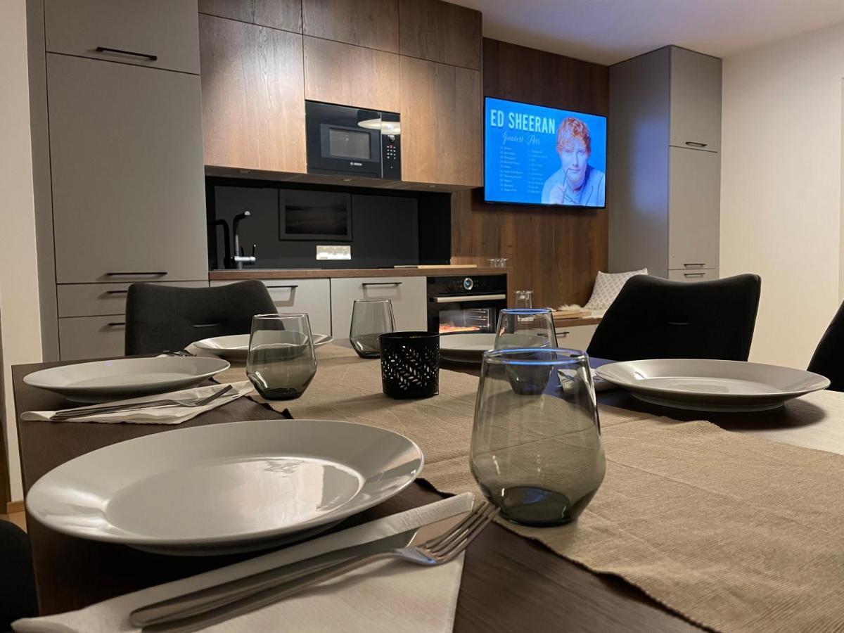 Luxury - Apartment Mit Balkon In Seenaehe 格蒙登 外观 照片